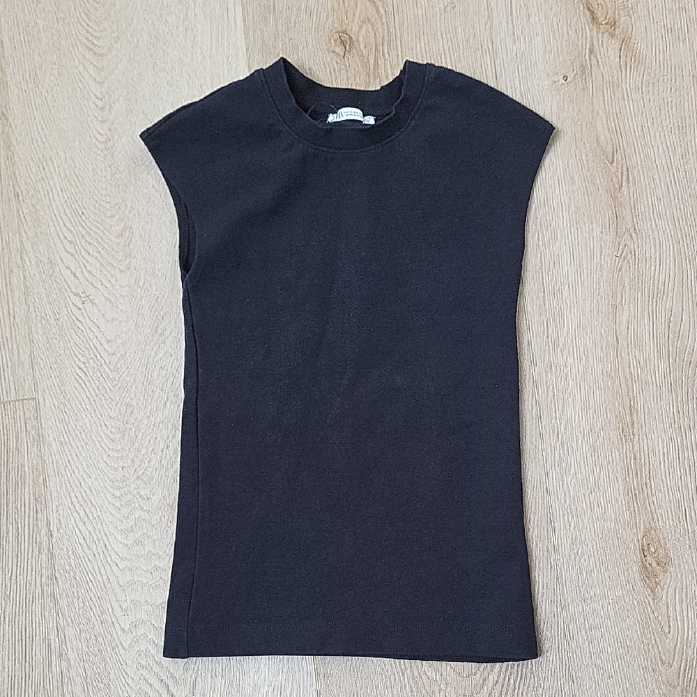 Zara Black Short Sleeve Tee